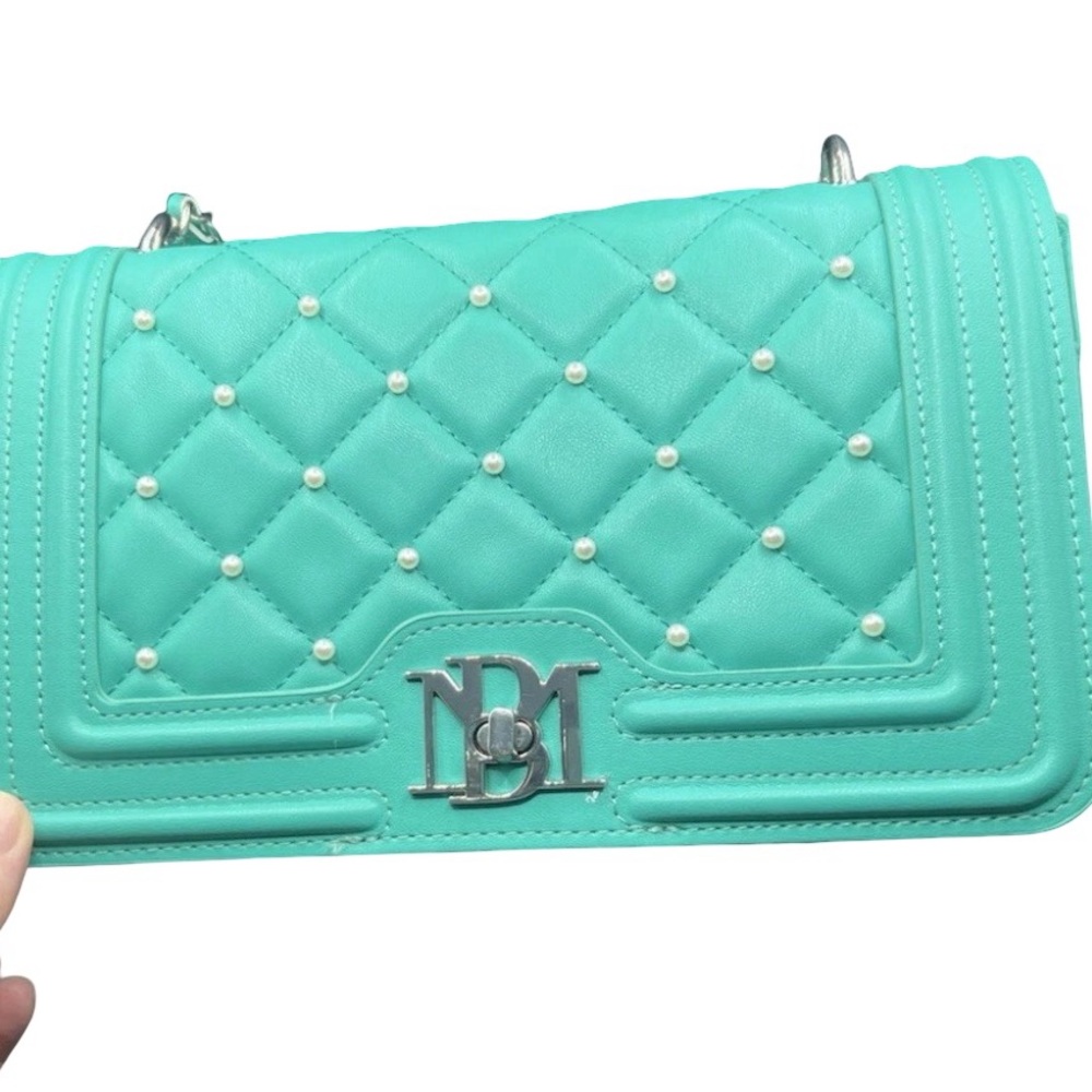 Badgley Mischka Quilted Green & Pearl Handbag - Picture 3 of 11